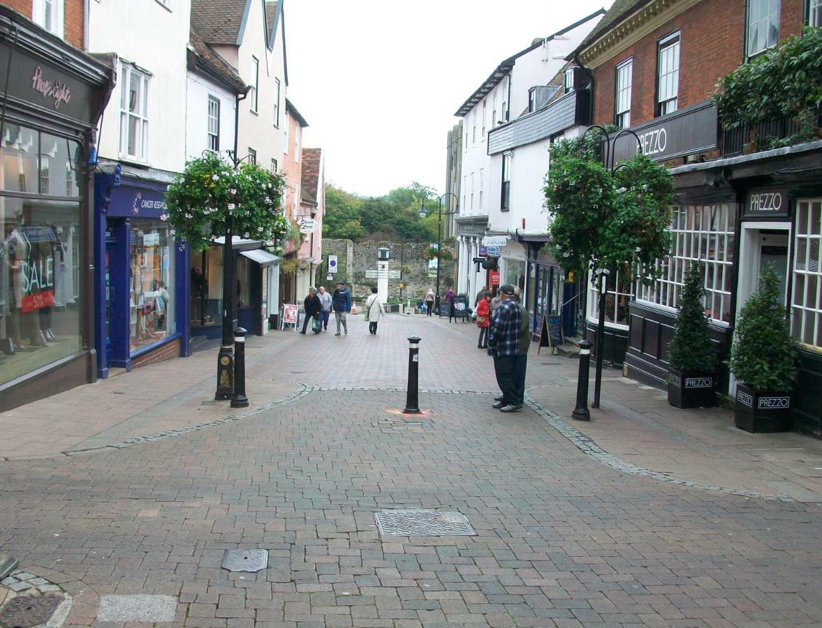 Вілла Number 8 With Free Parking Bury St. Edmunds Екстер'єр фото
